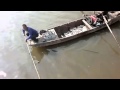 Китайская электроудочка на реке